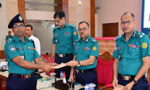 Students leave Science Lab-Technical intersection after 5 hours