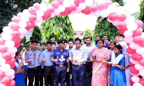Miscreants set fire to election office in Kushtia