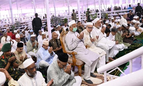 Chief Advisor extends New Year greetings