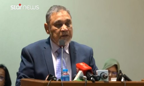 Massive fire in Uttara building, 3 dead