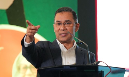 Democracy has become mobocracy due to government's weakness: Salahuddin