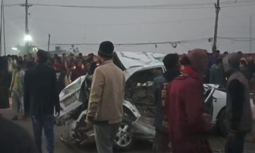 2 friends die on the road in Noakhali