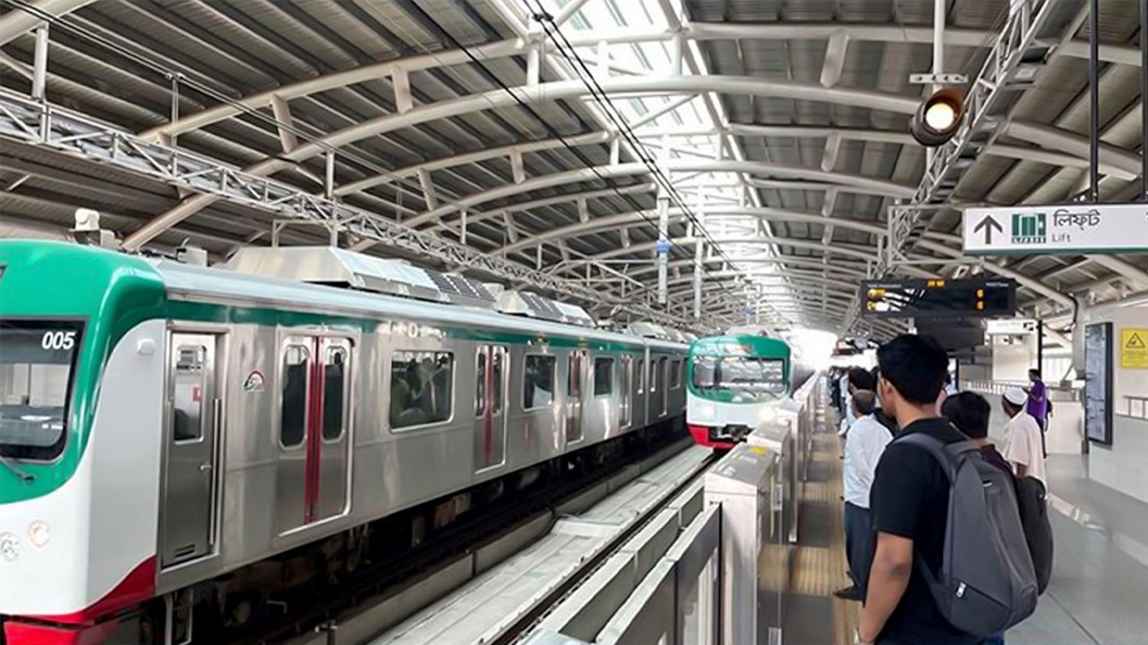 Students leave Science Lab-Technical intersection after 5 hours