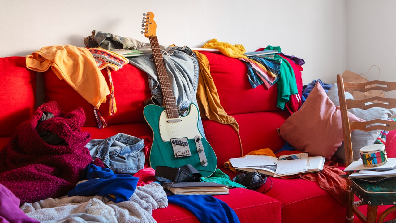 Does a messy house increase stress?