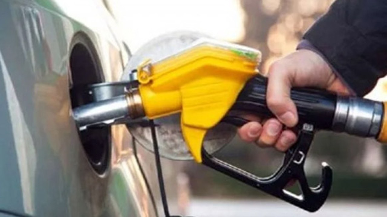 Decision to reduce savings certificate interest rates postponed