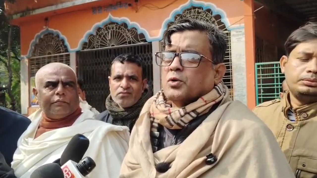 BNP Activist Arrested with 16 Cocktails in Joint Forces Operation in Jhenaidah