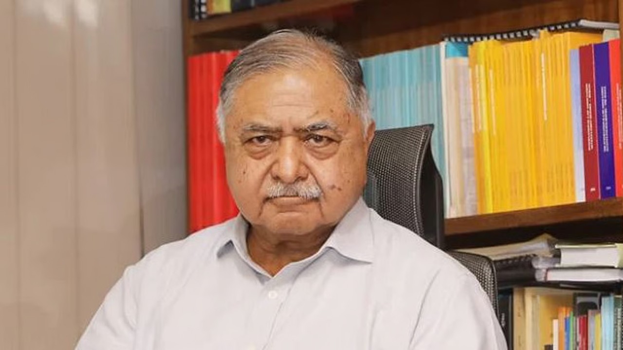 Dhaka's air is 'unhealthy' today