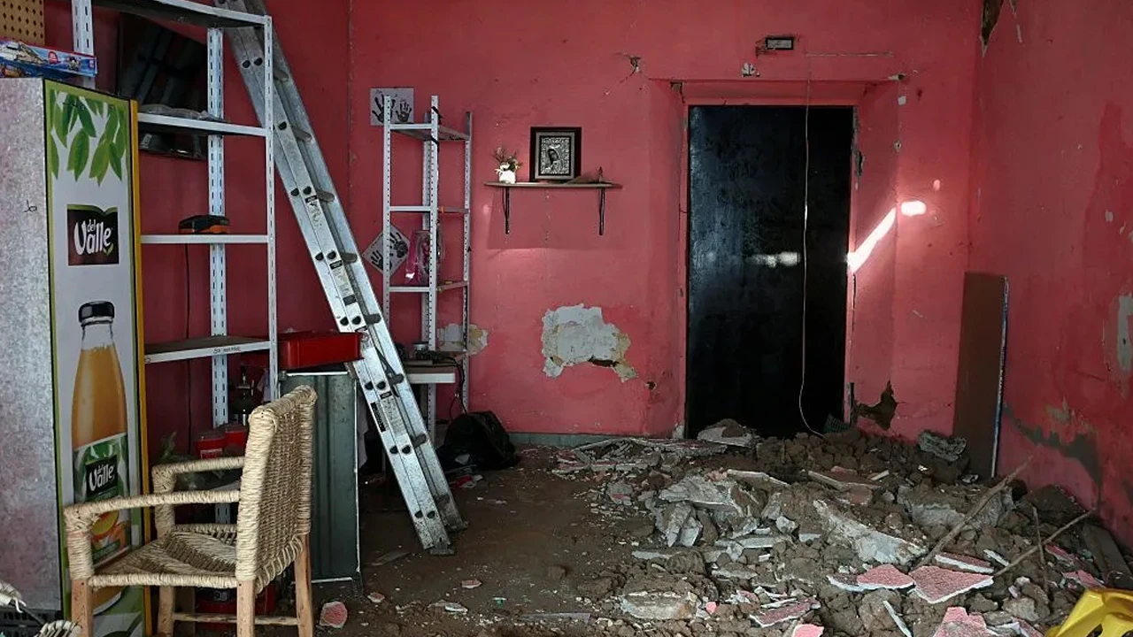 At least 7 dead as migrant boat capsizes off Gambian coast