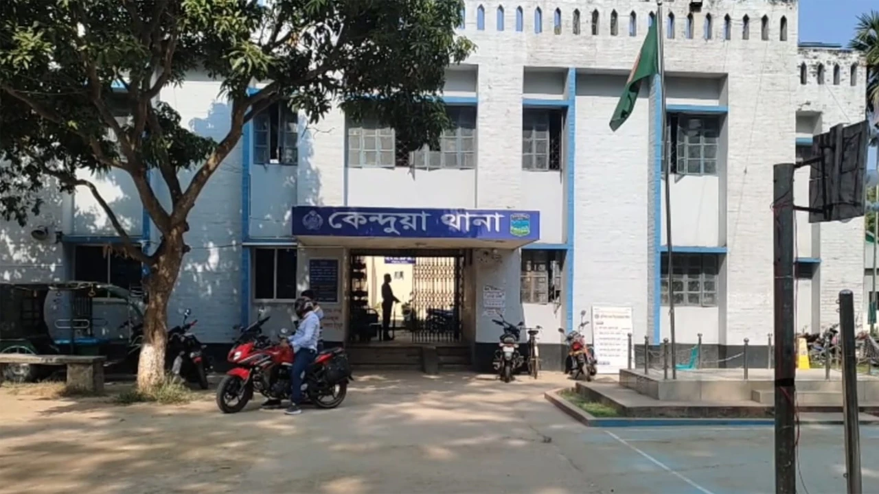 Hilsa imported from India to Benapole!