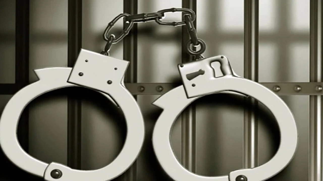 This time, a fire broke out in a residential building in Jigatola.