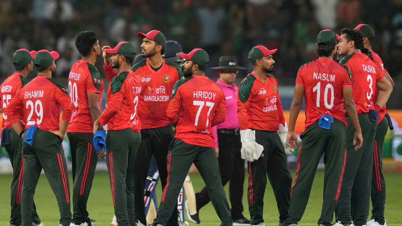 Violence at PSG victory celebration, 2 dead, nearly 200 injured, 500+ arrested