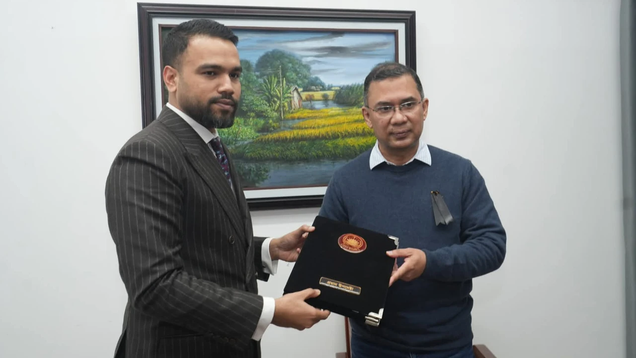 Chief Advisor's condolence message handed over to Tarique Rahman