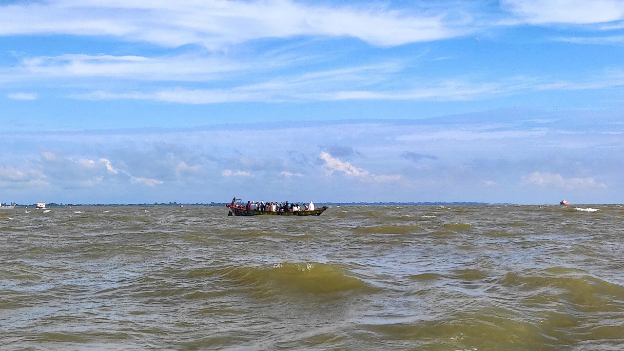 2 candidates in CU admission test resort to dishonest means, released on bond