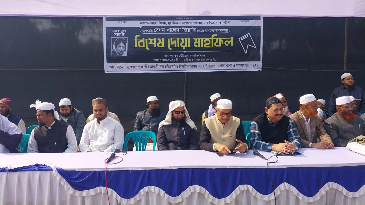 Two Awami League leaders resign at press conference in Kurigram