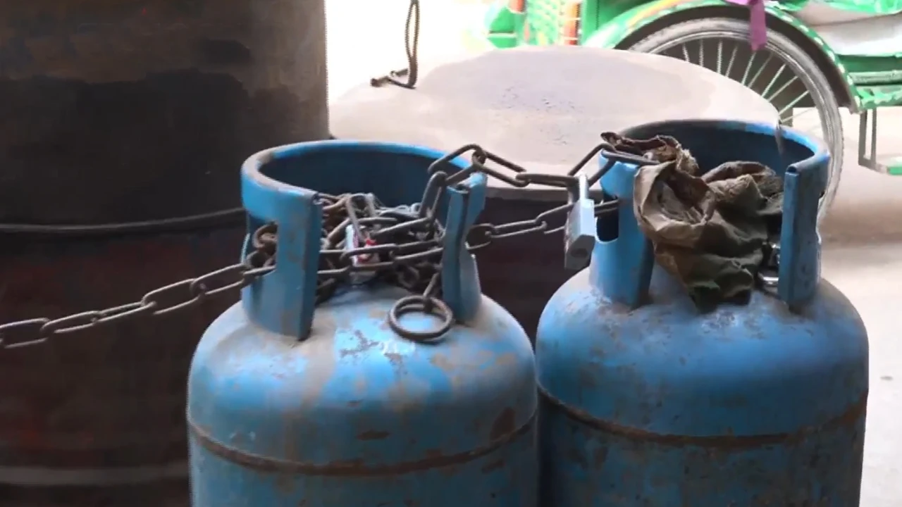 Bangladesh Bank buys another $206 million