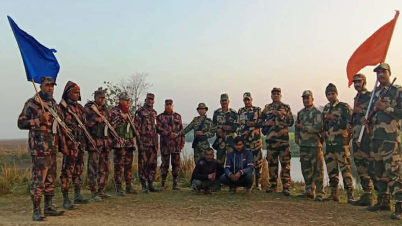 2 killed in Natore pickup truck accident