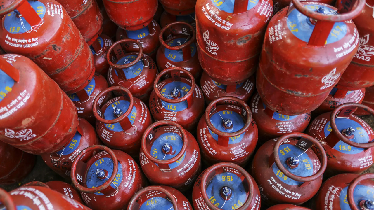 Gold prices rise again in the domestic market