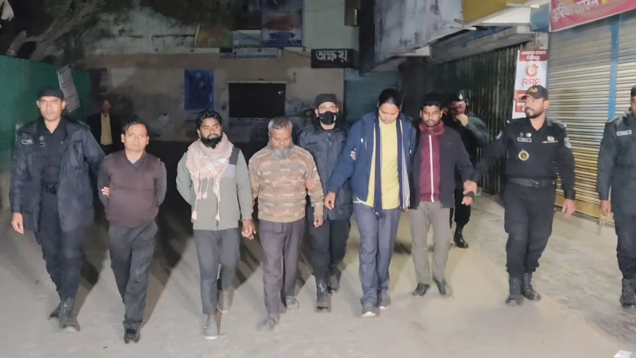 More than 200 leaders and activists left AL and joined BNP in Chandpur