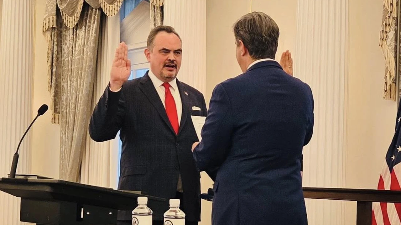 Iran suspends execution of protester Irfan