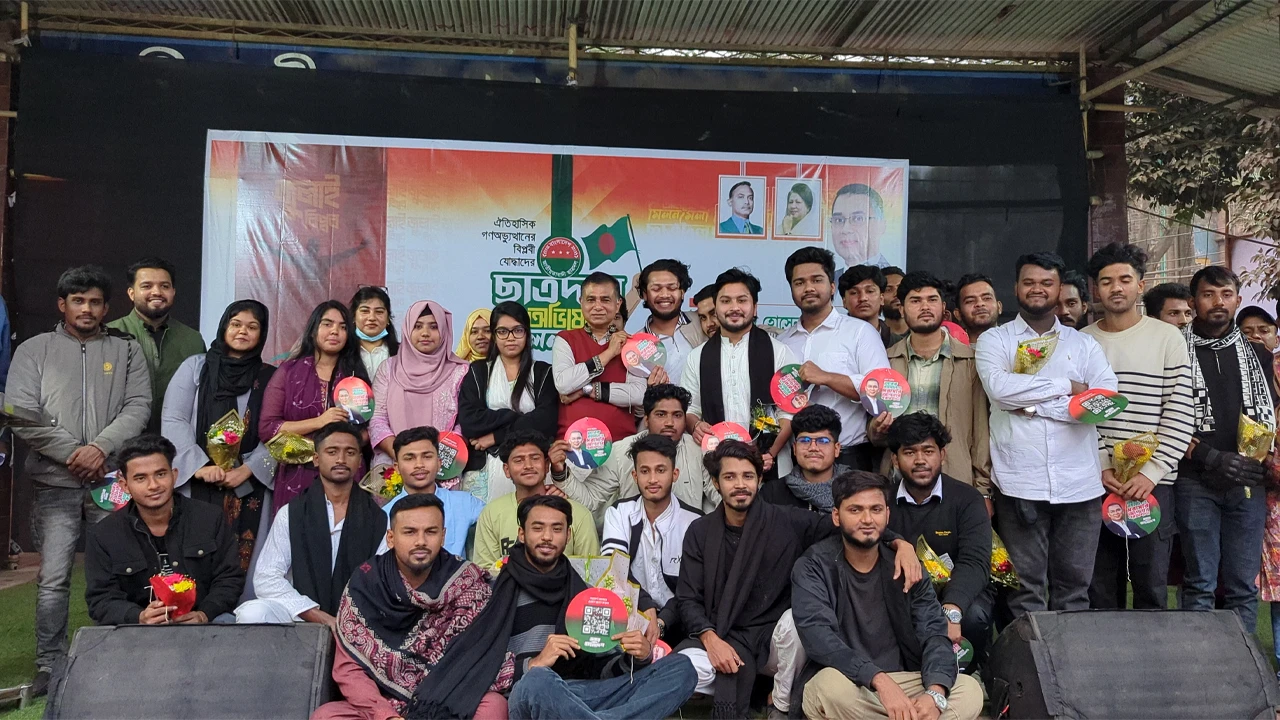 We must vote yes in favor of the referendum:  Advisor Adilur