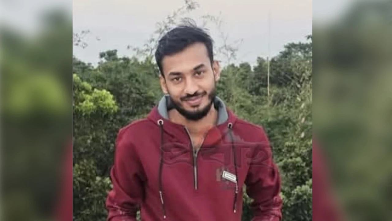 Two killed in Comilla after leg veins were cut and shot