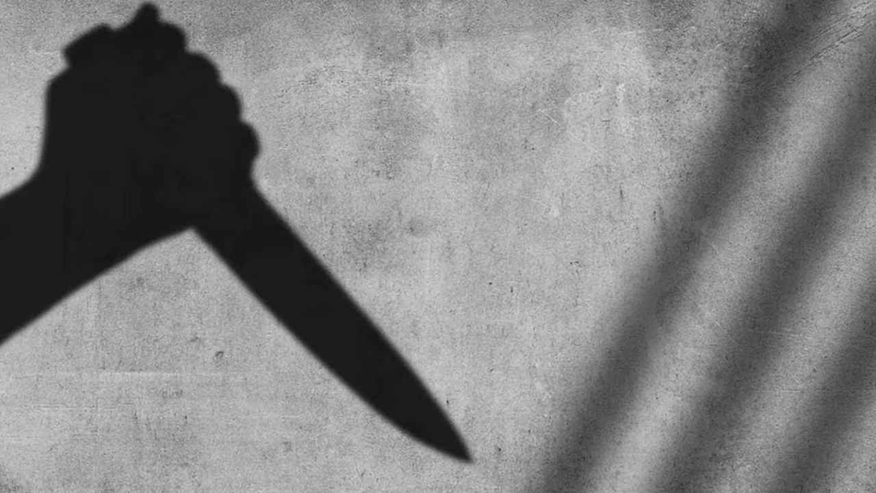 Petrol pump employee killed in car crash; 2 arrested