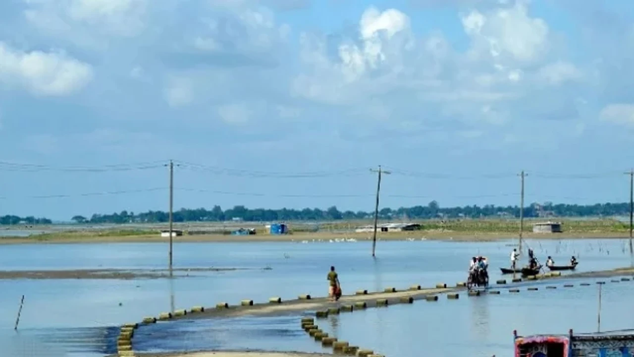 Eid-ul-Azha Celebrated in Munshiganj in Line with Saudi Arabia
