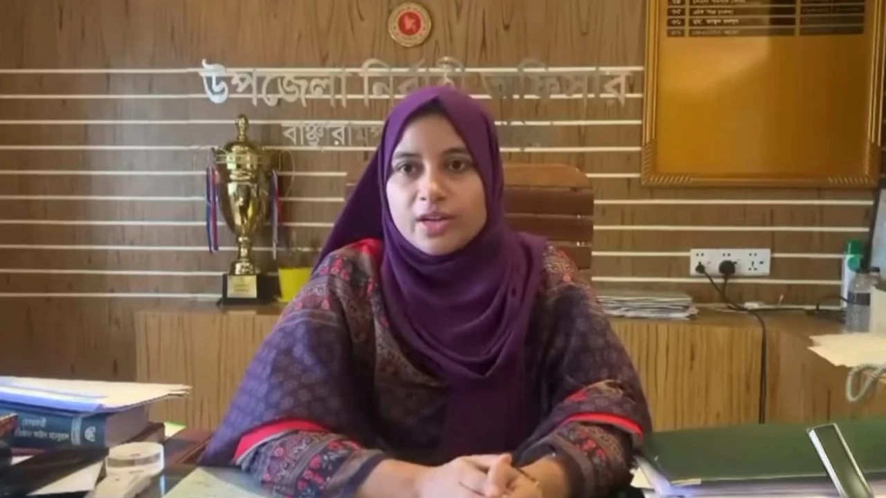 Coast Guard arrests 1 robber, rescues 9 fishermen in Maheshkhali