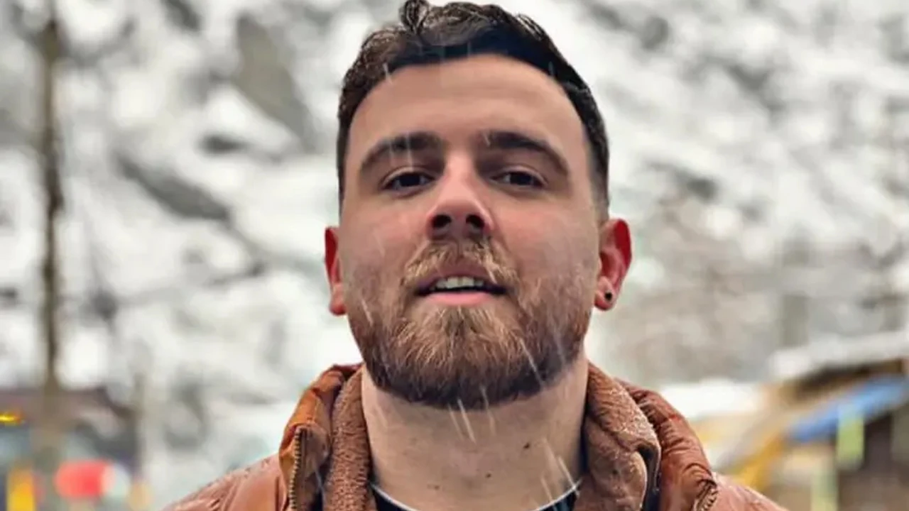 Iran suspends execution of protester Irfan