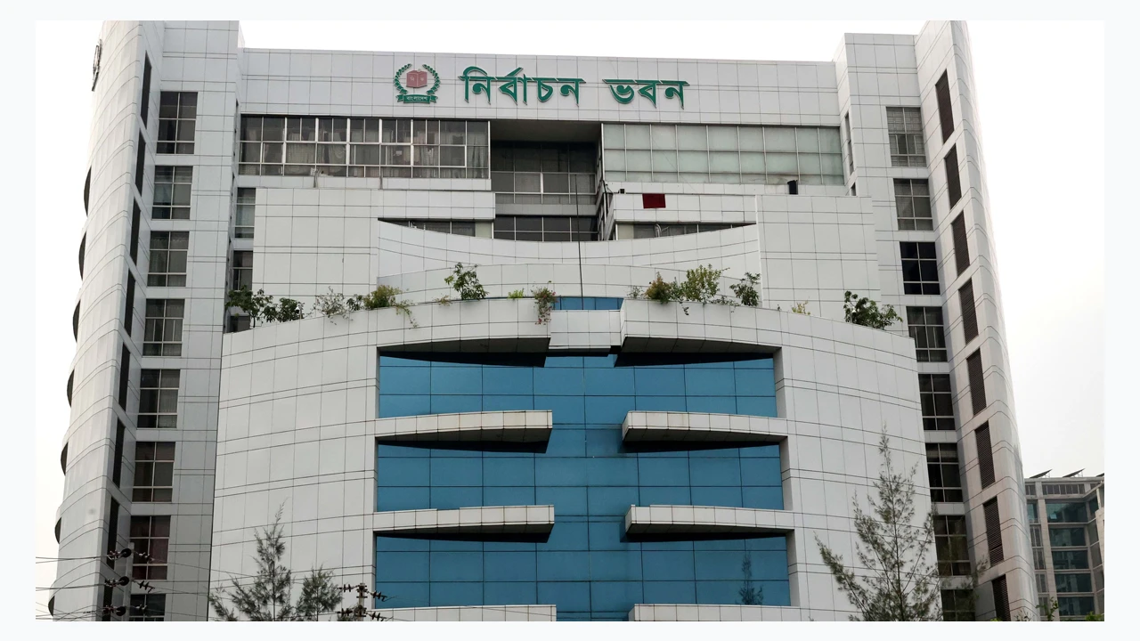 Building fire in Uttara brought under control, latest information