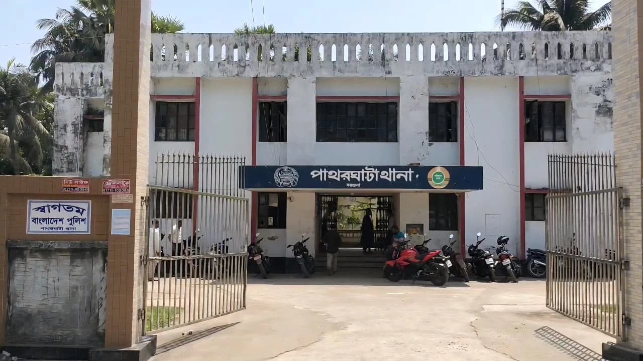 Two BNP leaders injured in stabbing, Patharghata Jamaat Ameer arrested