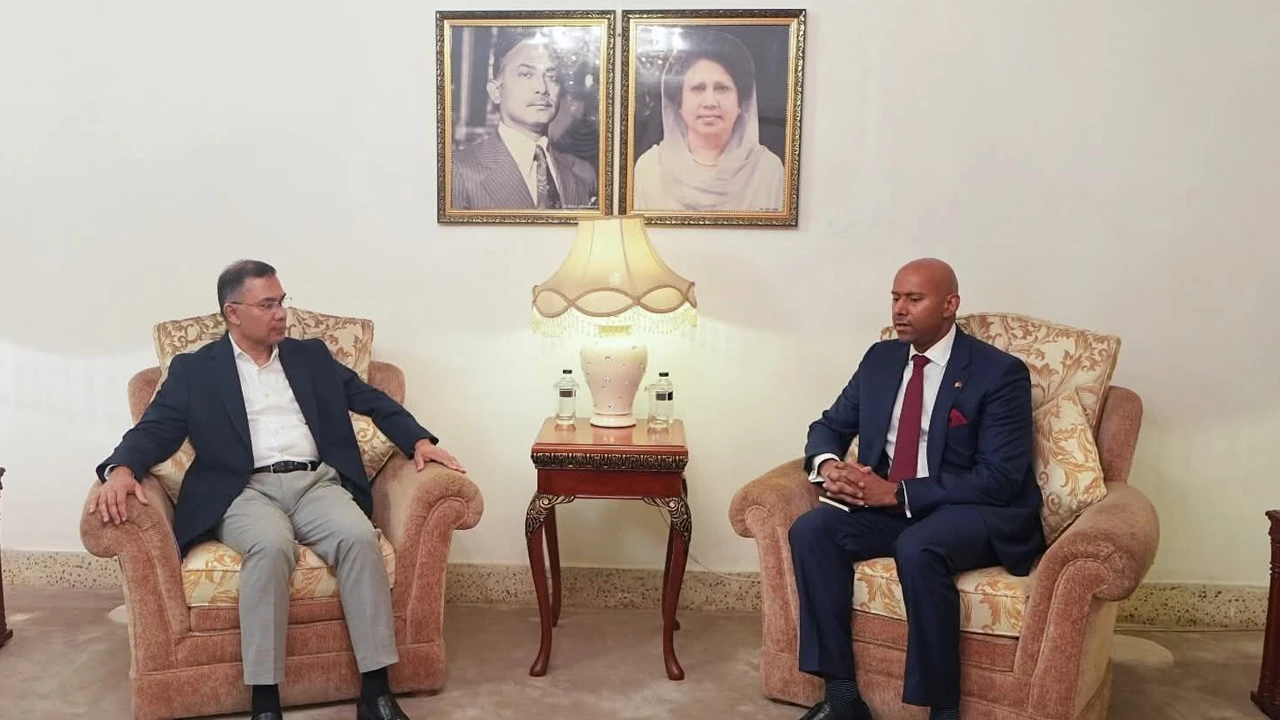 Canadian High Commissioner meets Tarique Rahman