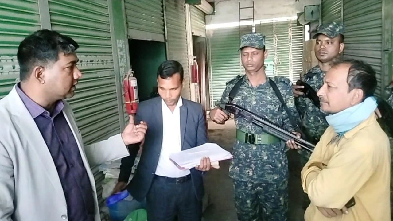 Clothes have been washed on 'World War II' bombs for 10 years, mistaking them for stones!