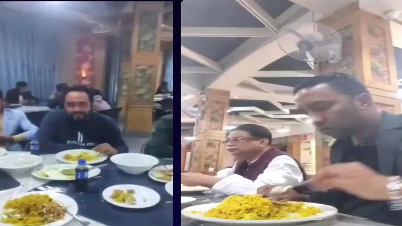 Demo in Kushtia demanding implementation of new pay scale