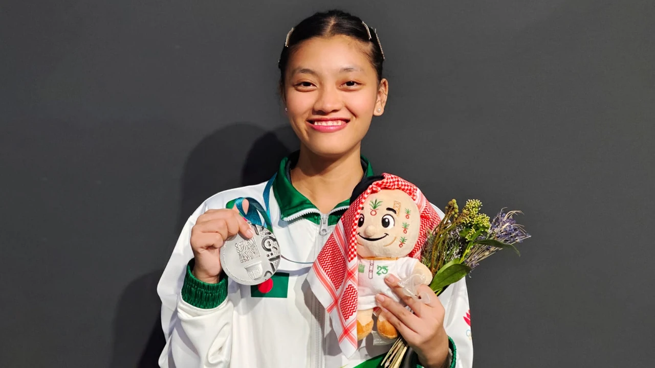 Vandalism and Arson at Drug Den in Shariatpur