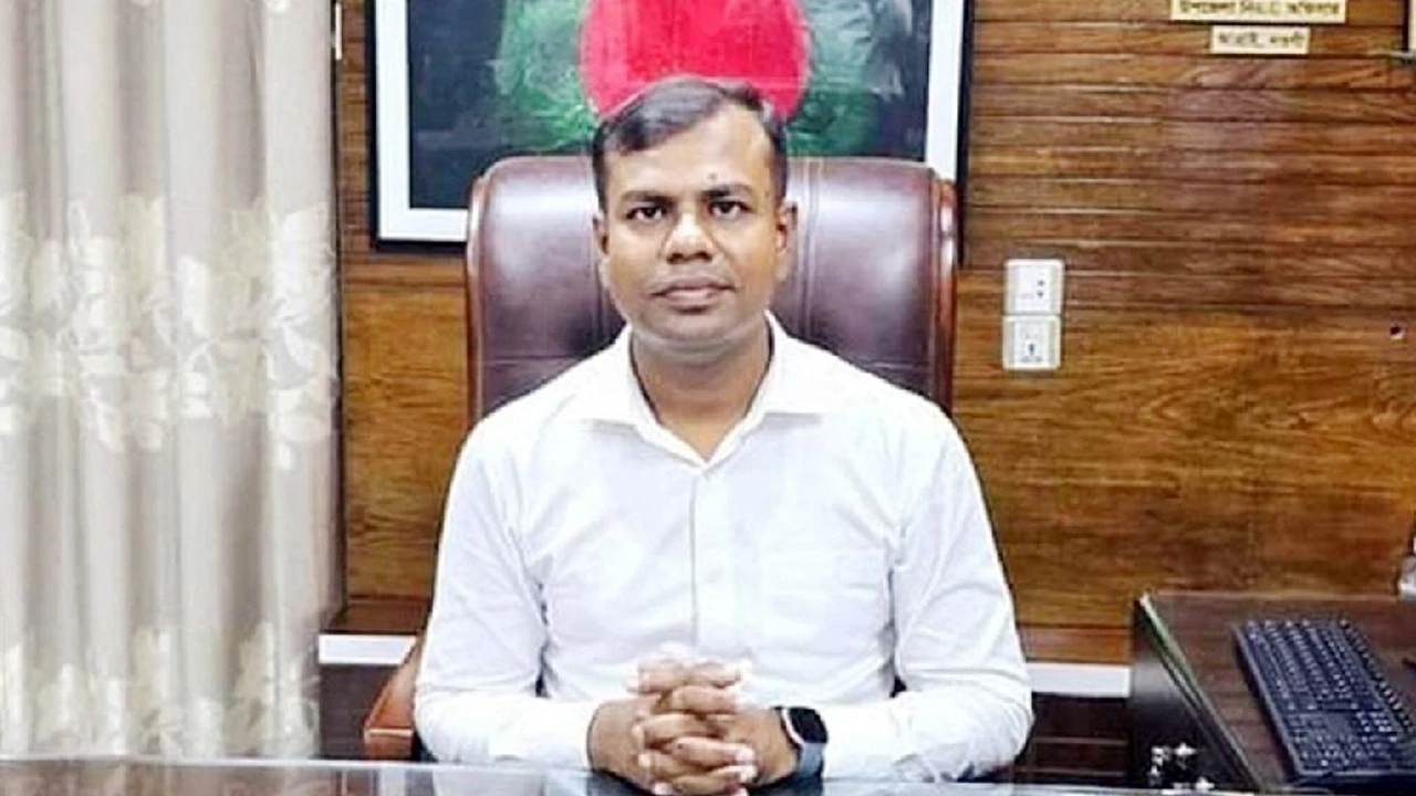 Upazilas should be the base for digital economy, says Faiz Ahmed Taiyeb