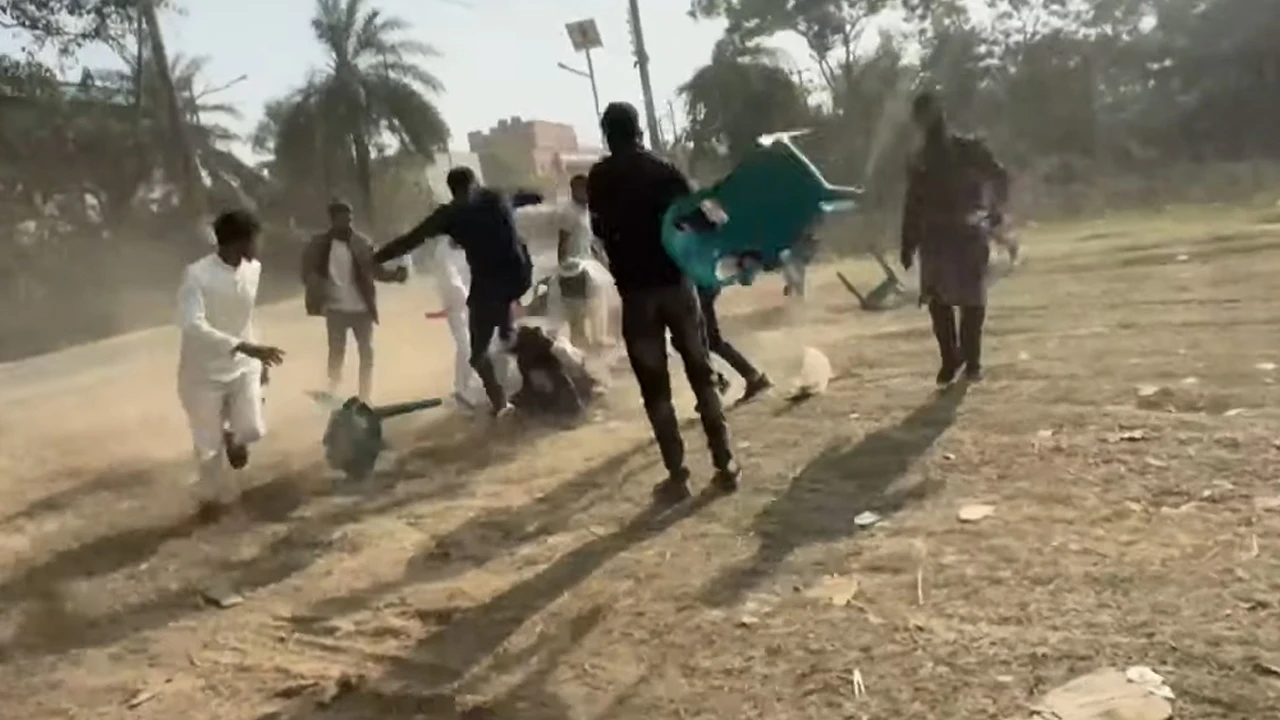 Joy Bangla slogans raised in court premises