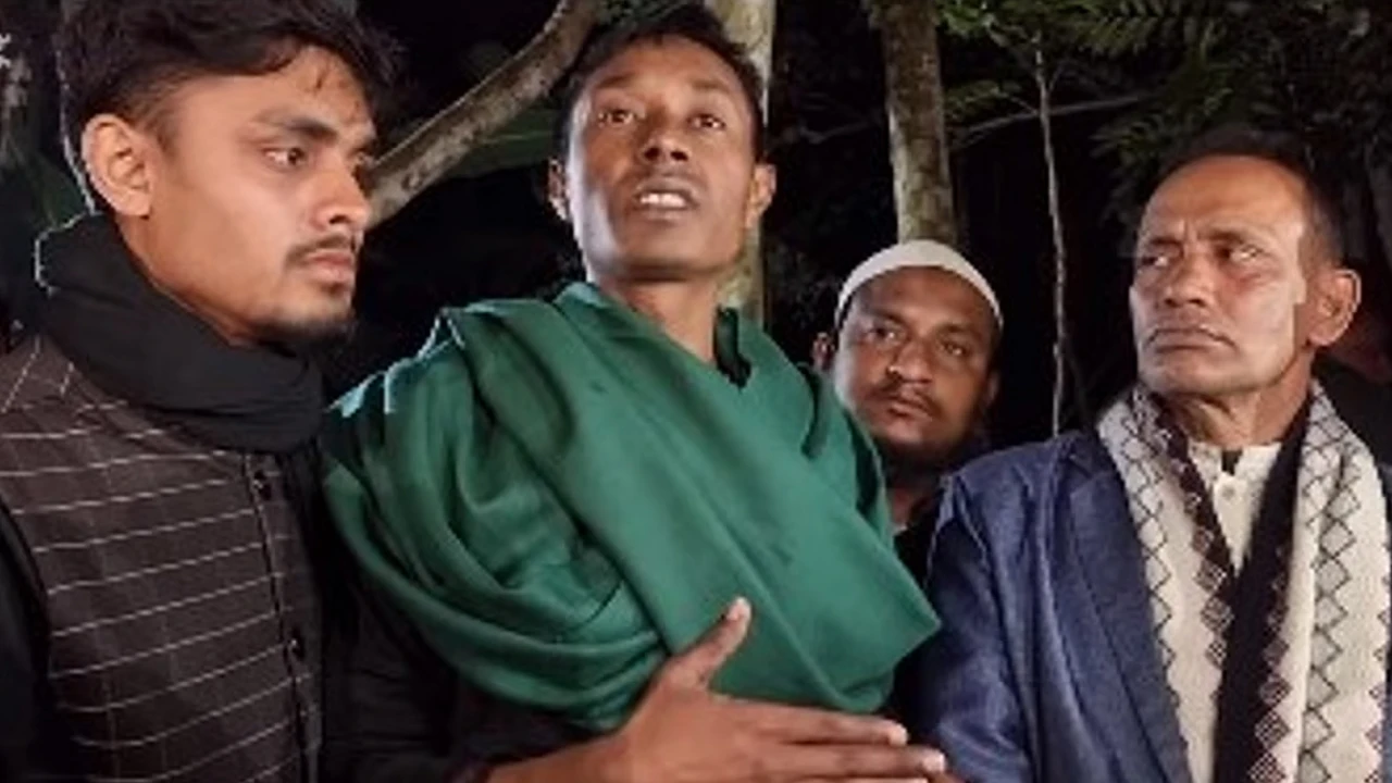 Madrasa teacher fined for election campaigning with students