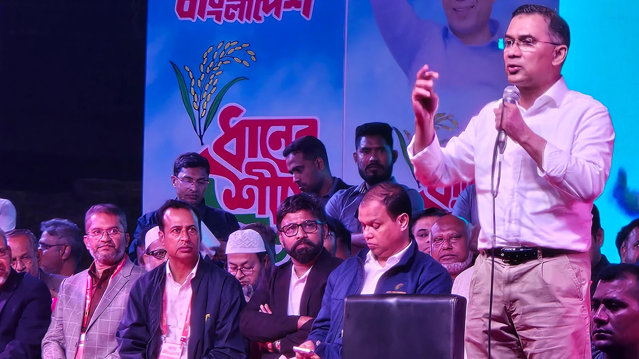 Babar's wife Srabani in his election campaign