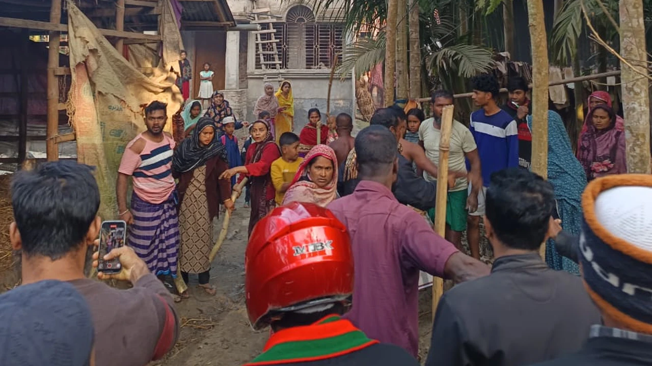 Attack on Swechchhebak Dal Office in Narayanganj Alleged