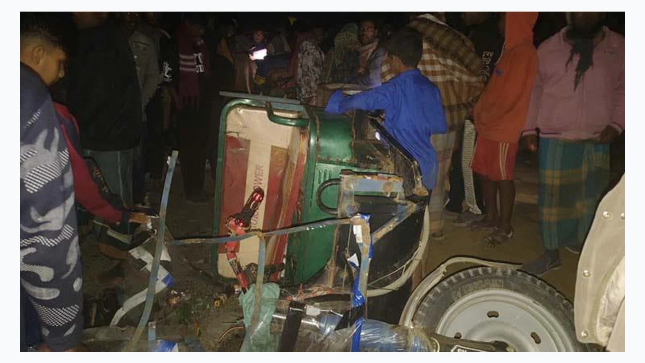 DU student commits suicide